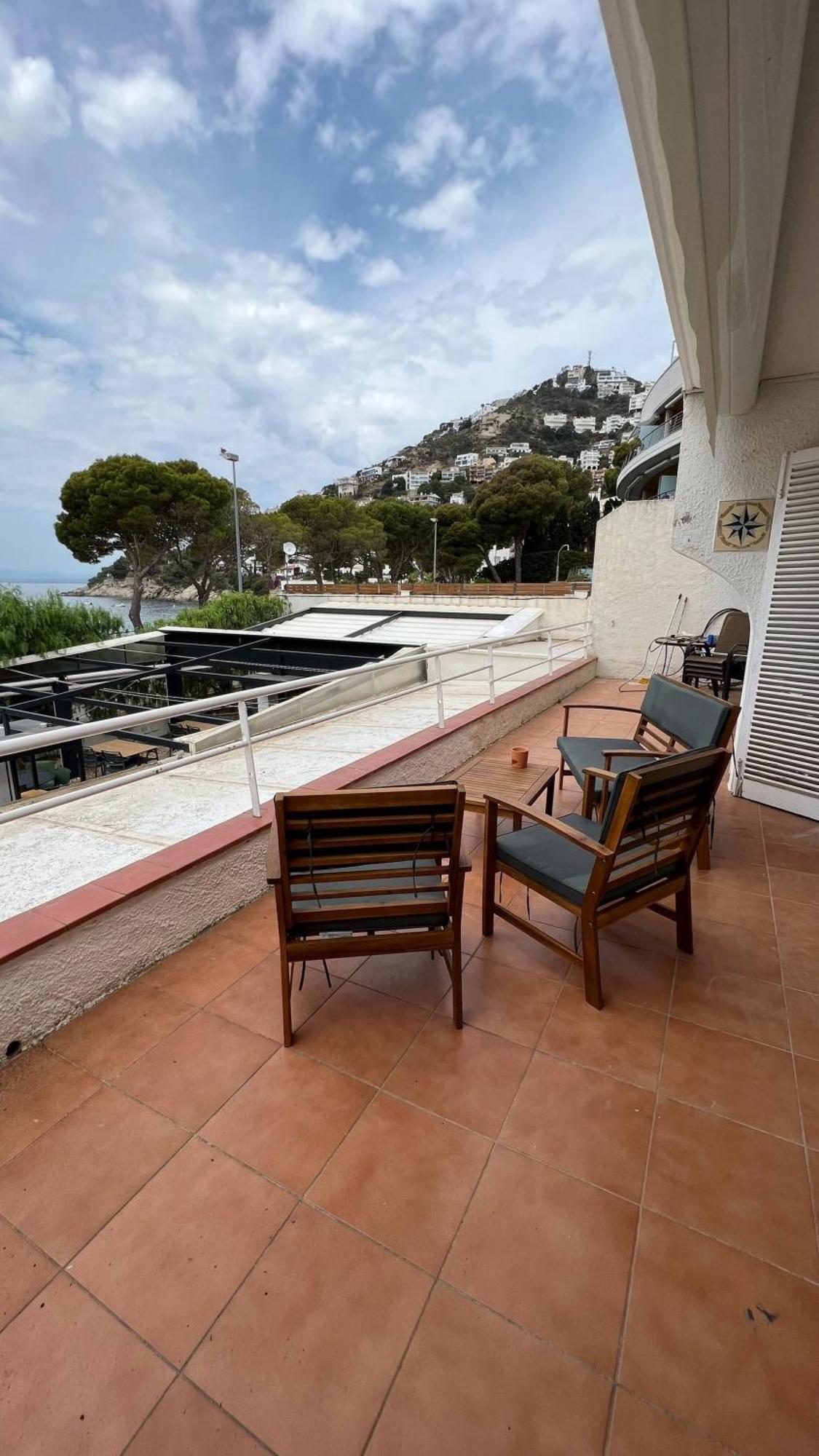 Precioso Apartamento Moderno En Primera Linea Del Mar Av-11 Roses Buitenkant foto