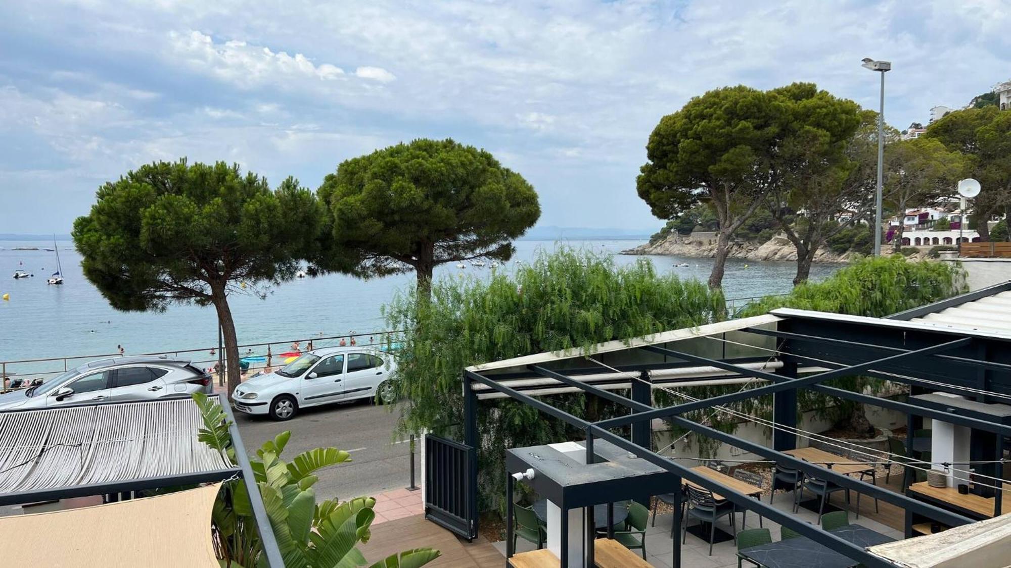Precioso Apartamento Moderno En Primera Linea Del Mar Av-11 Roses Buitenkant foto
