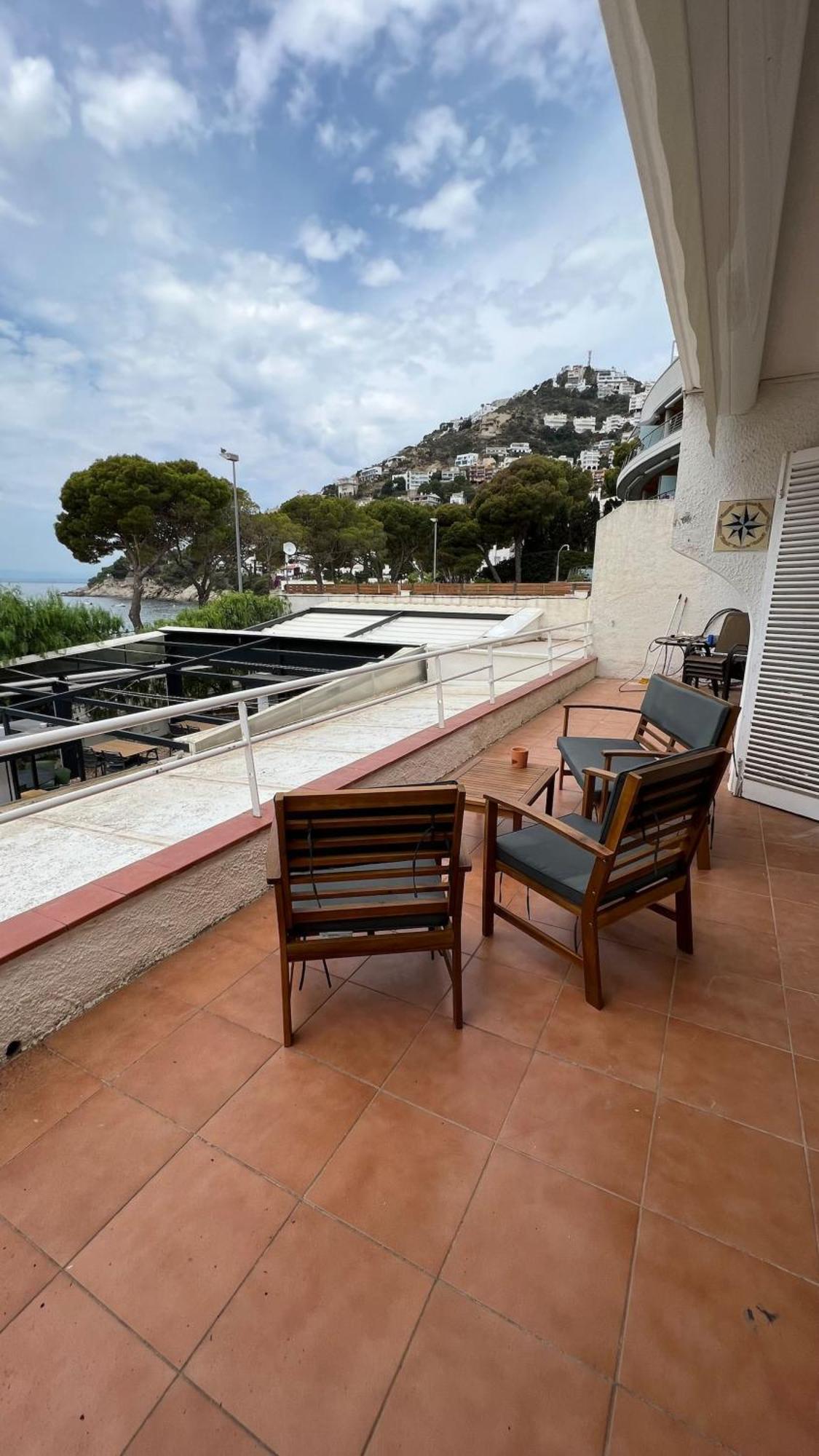 Precioso Apartamento Moderno En Primera Linea Del Mar Av-11 Roses Buitenkant foto
